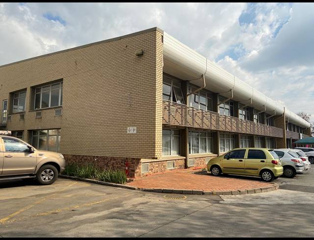 511M² OFFICE TO LET IN KELVIN